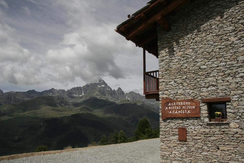 Agriturismo A Nostro Mizoun Ostana Exterior foto
